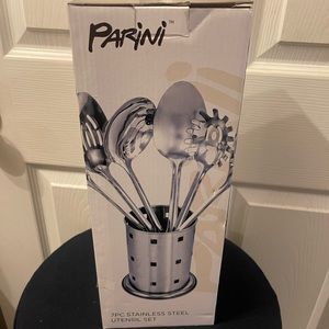 New in box kitchen essentials NWOT
